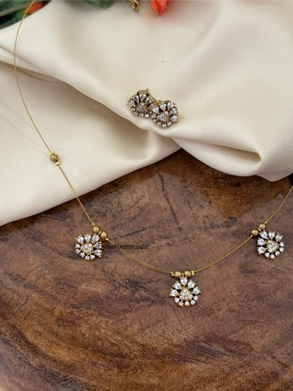 Diamond bottu Invisible chain set