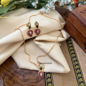 Simple Jadau mango detachable pendant set