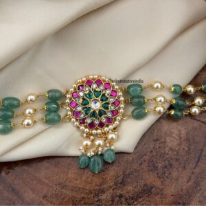 Green beads round pendant Jadau choker