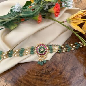 Green beads round pendant Jadau choker