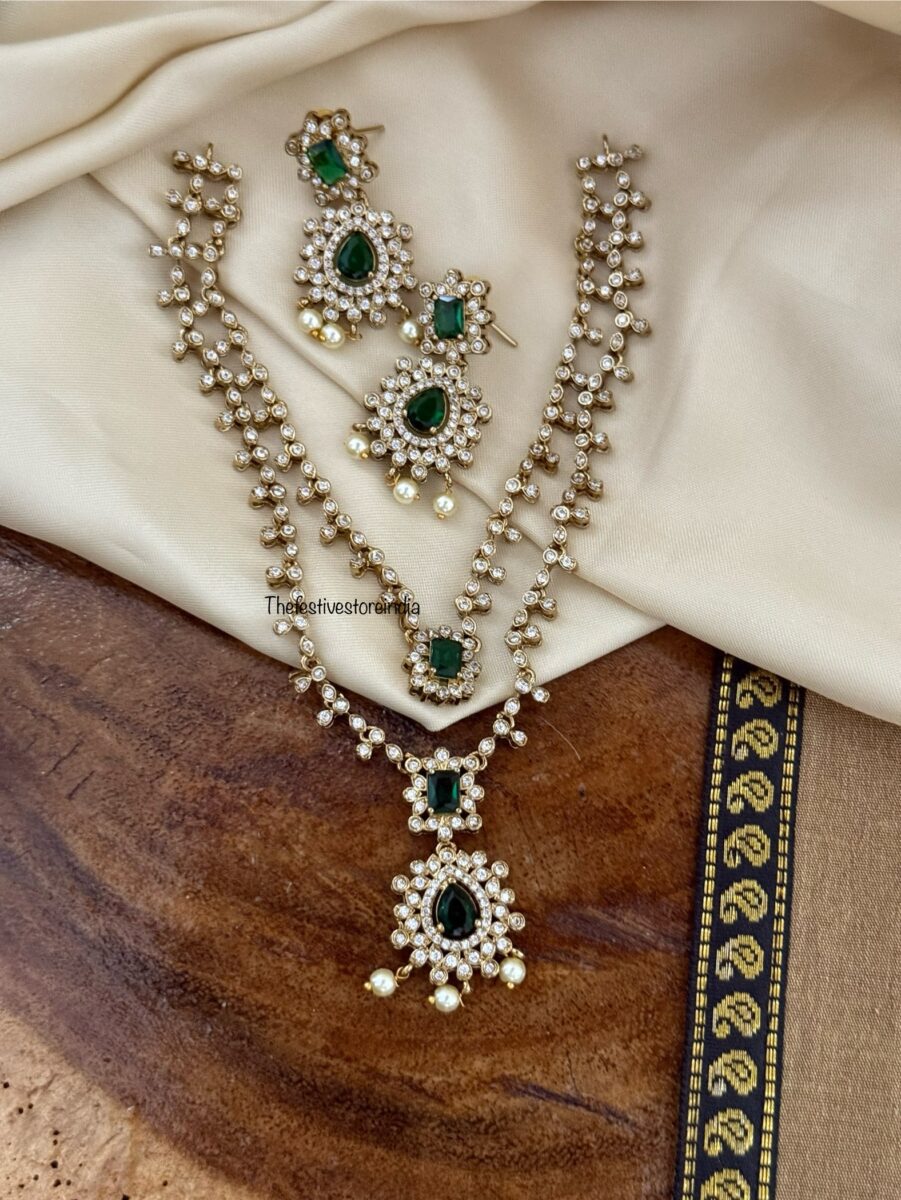 Budgeted 2 layer Victorian green stone necklace set