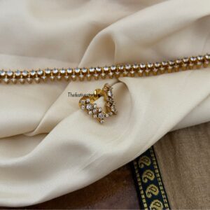 Diamonds drops choker set