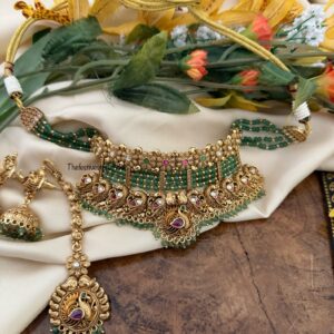 Bridal green beads choker set with Maangtikka | Navilu