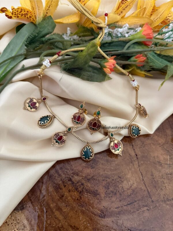 Fusion Lotus and stone set