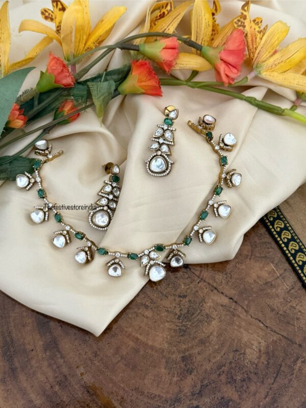 Single layer green Victorian set | Bridal | Necklace | Wedding