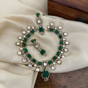 Diamond emerald necklace set