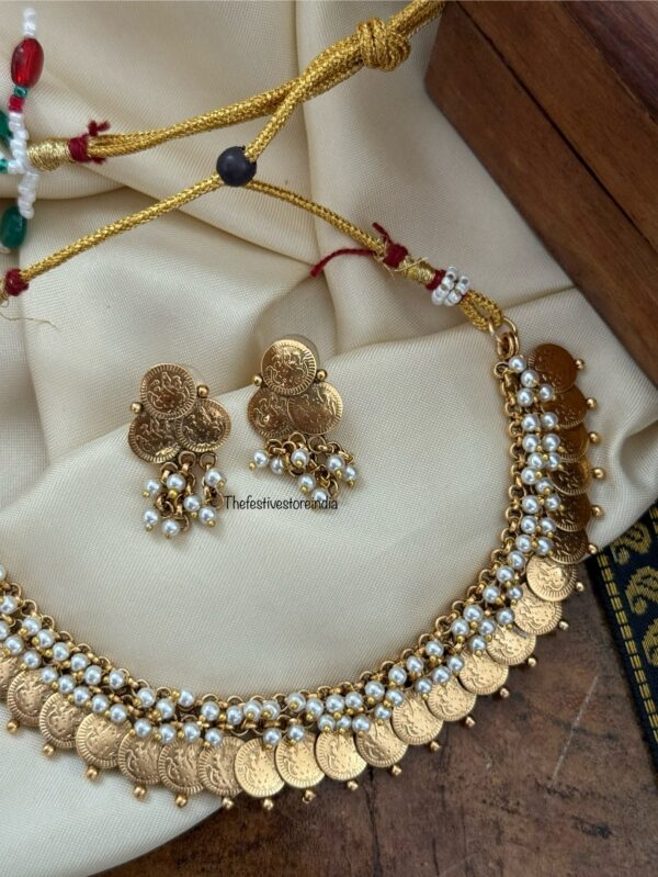 Lakshmi kaasu white pearls set