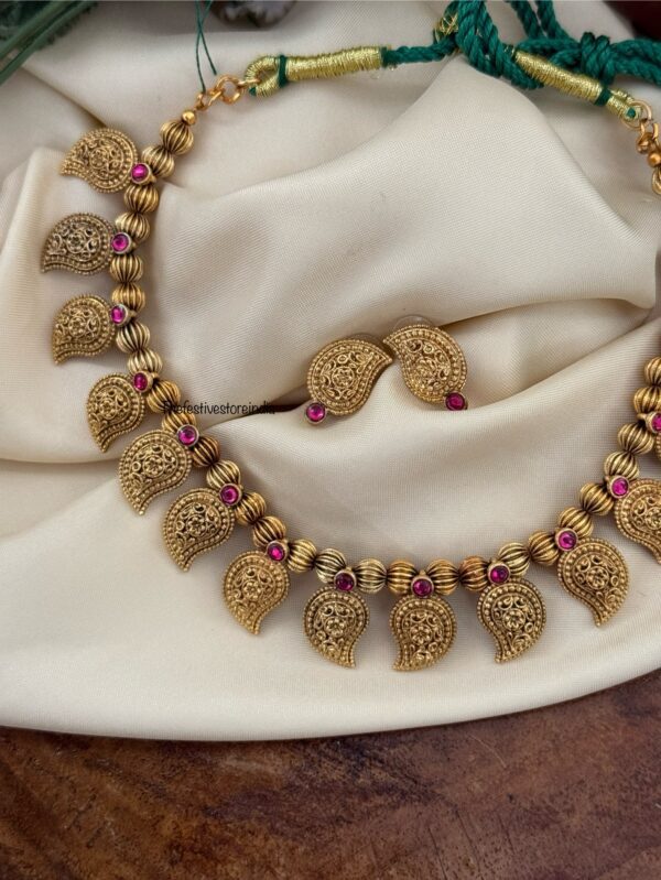 Antique matte mango necklace set