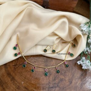 Minimal green drops set with hook earrings
