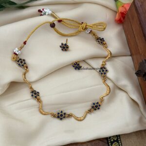 Blue floral budgeted matte necklace set