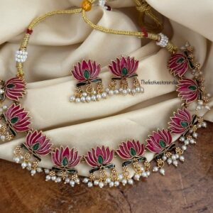 Enamel painted Lotus necklace set