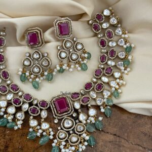 Ruby / Rubies green drop beads Victorian necklace set