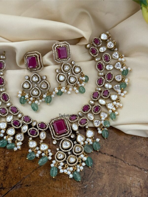 Ruby / Rubies green drop beads Victorian necklace set