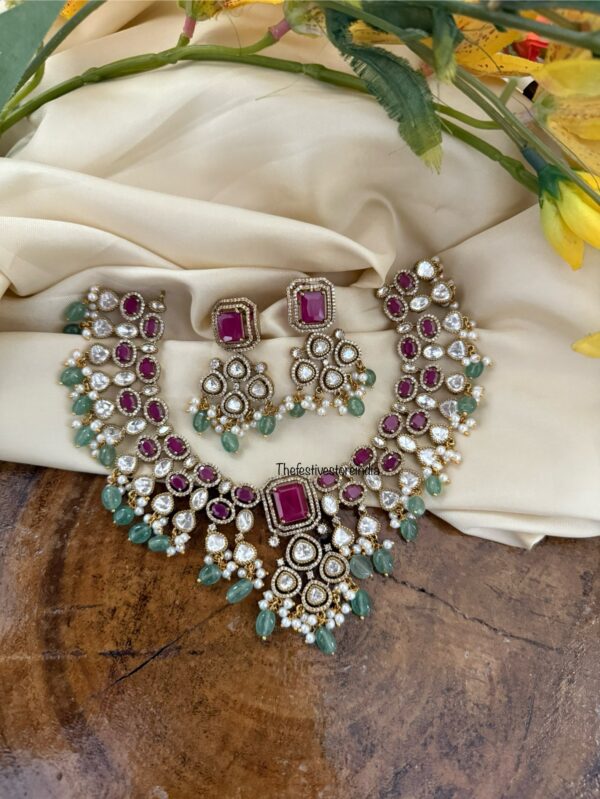 Ruby / Rubies green drop beads Victorian necklace set