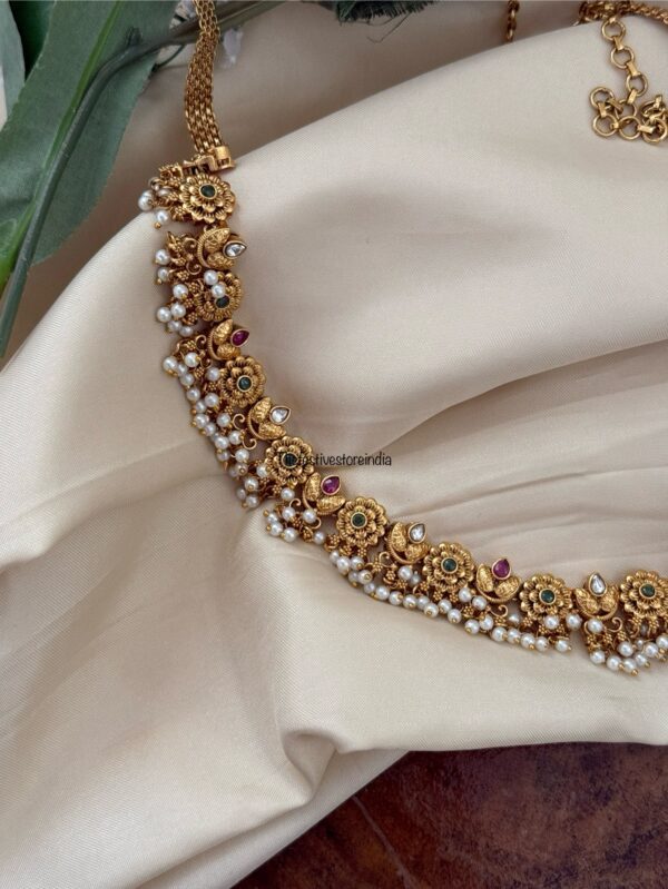 Matte gold pearls non idol hip / waist chain