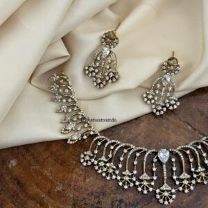 All white spike diamonds necklace set