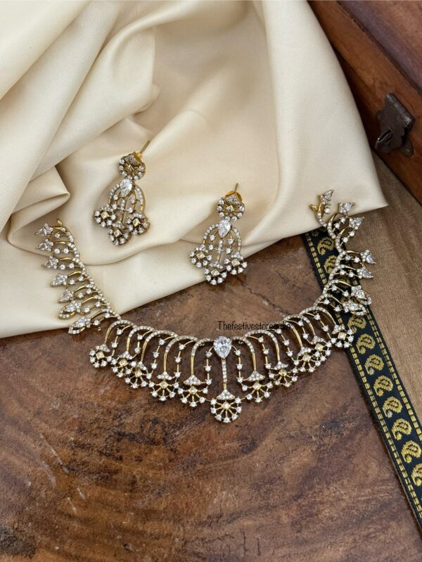 All white spike diamonds necklace set