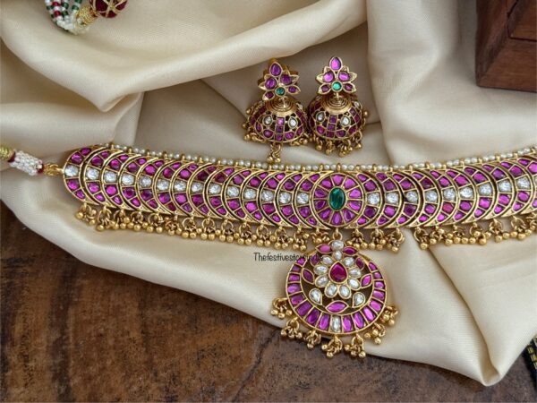 Close knit Rubyrose stone choker set