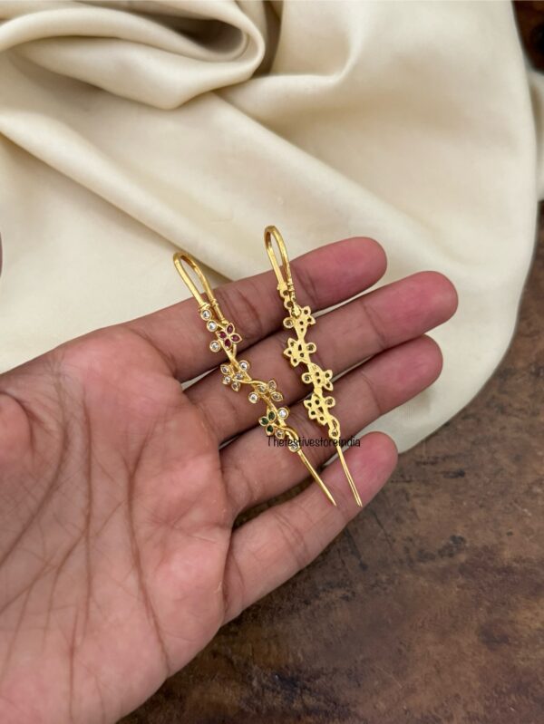 Floral stick earcuff | Contemporary