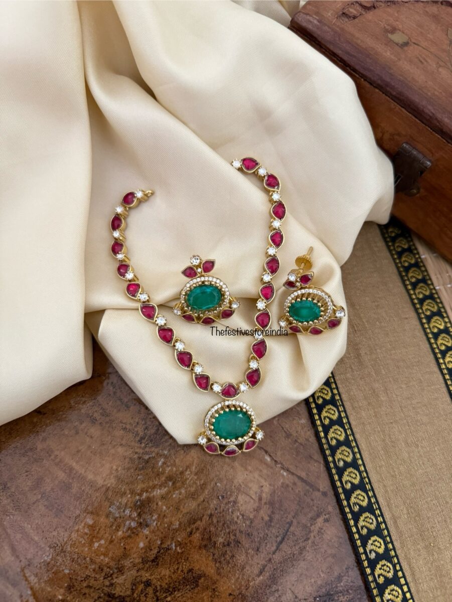 Jadau Contemporary turquoise and red stone necklace set