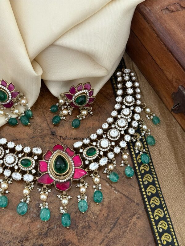 Jadau moissanite lotus kanti set