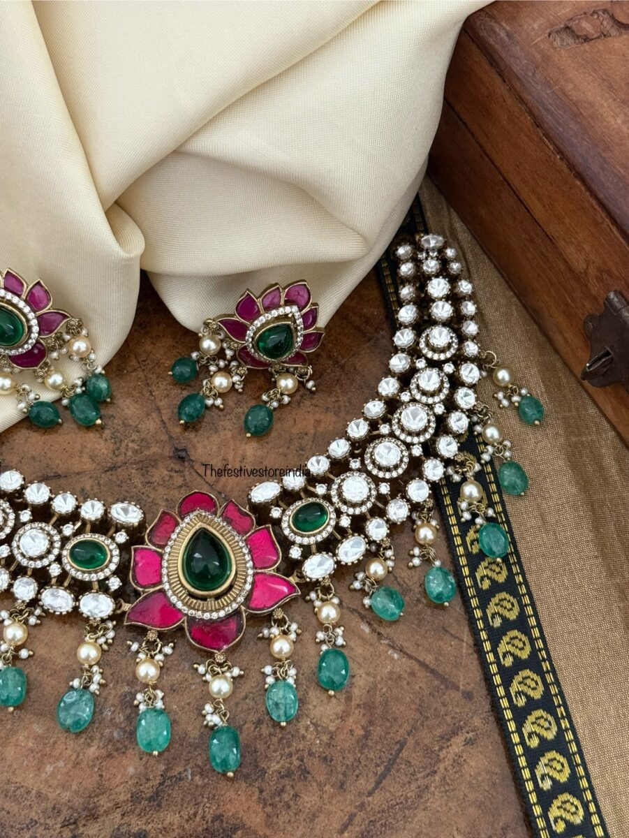 Jadau moissanite lotus kanti set