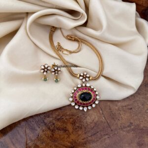 Jadau moissanite non idol pendant chain set