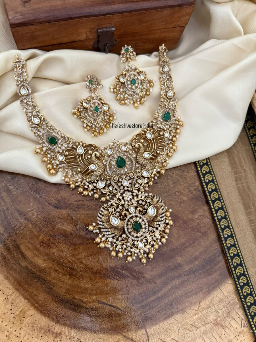 Grand antique gold gold drops necklace set | Bridal