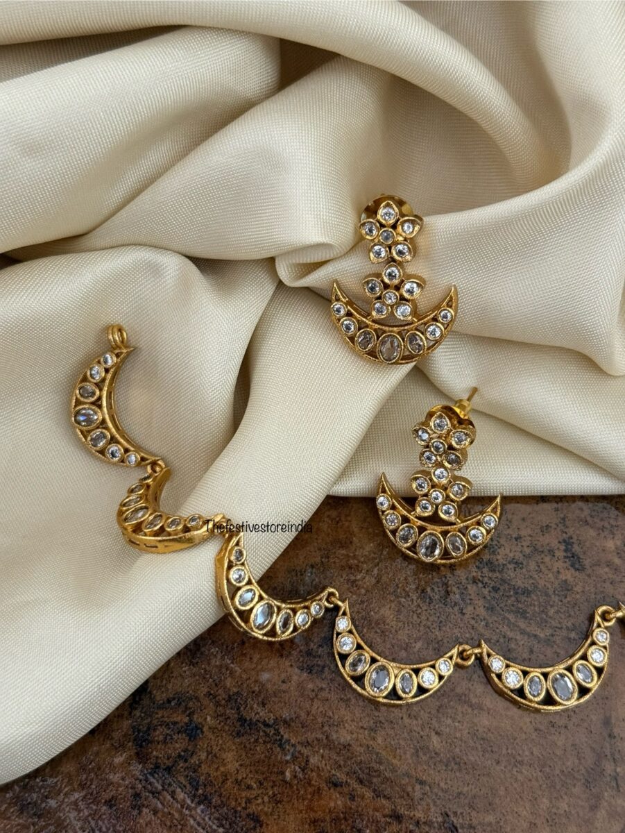 Matte polish Chand necklace set