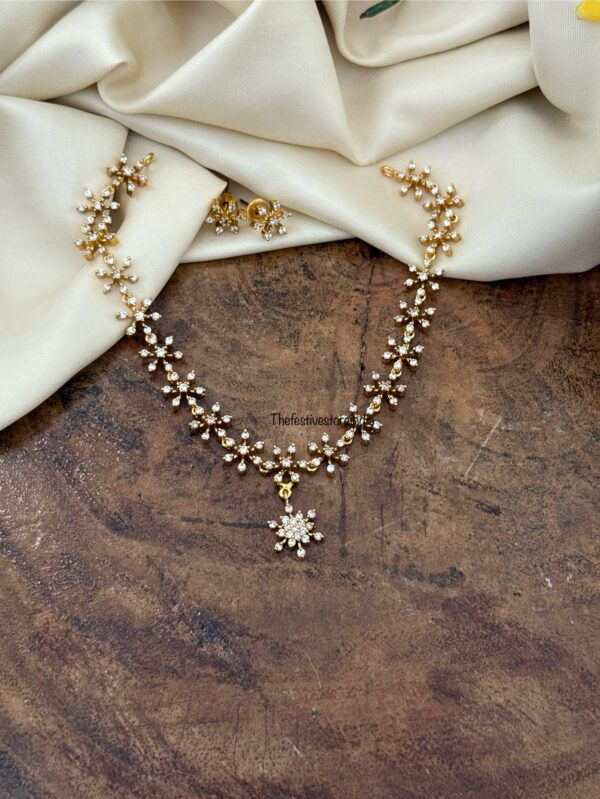 Floral diamonds necklace set - Kids friendly