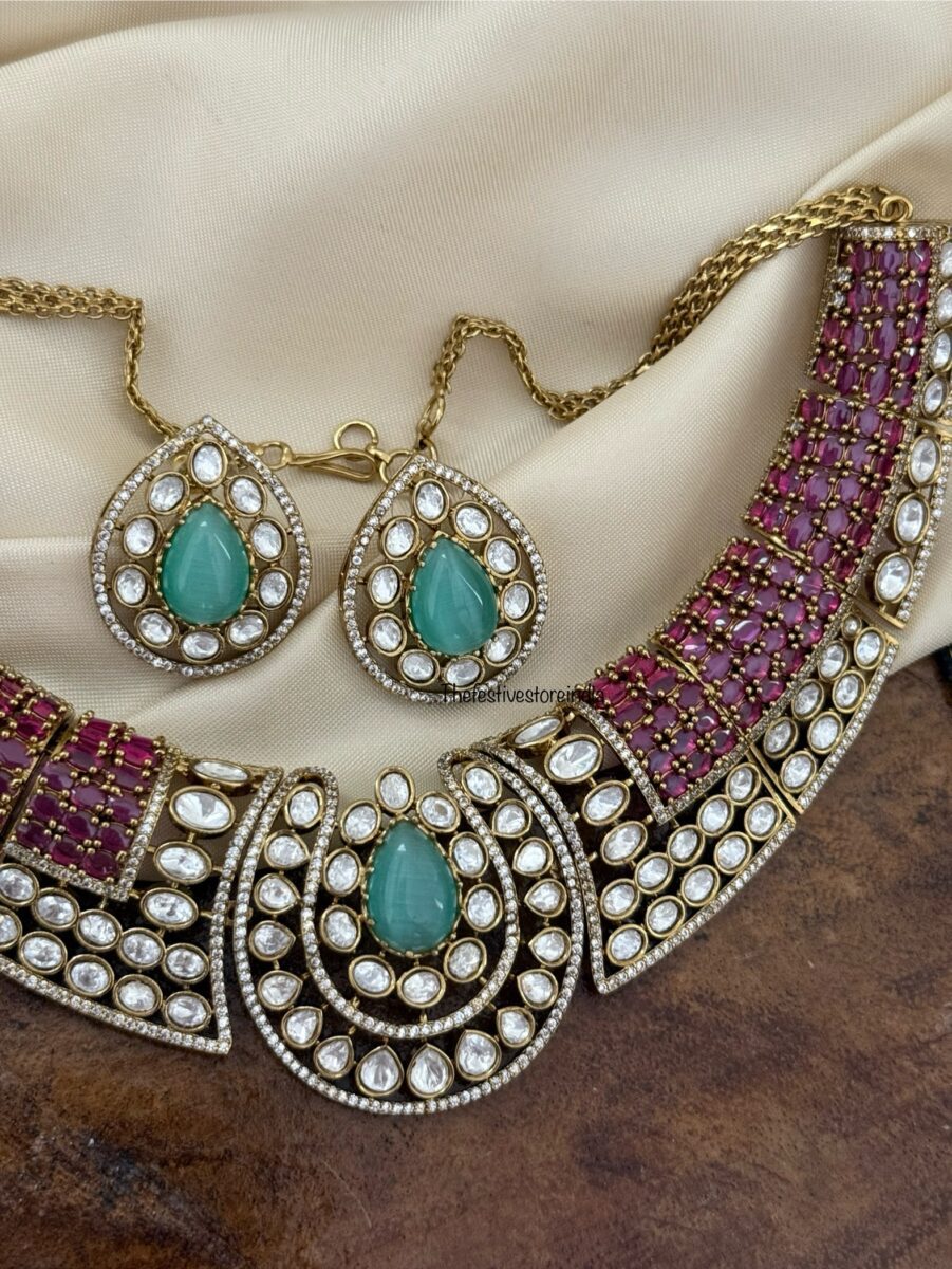 Red stones and mint Victorian bridal set | Unique