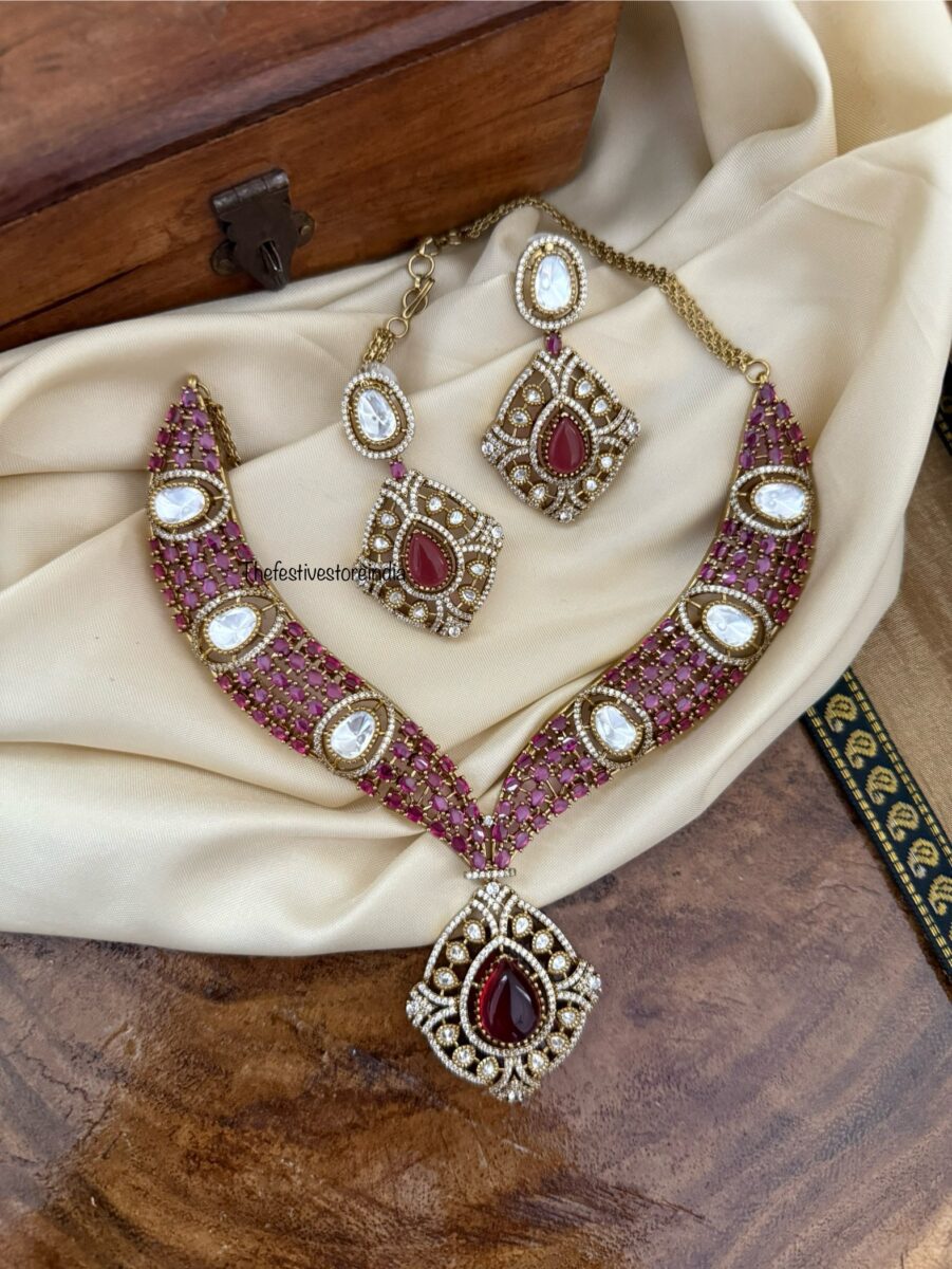 Grand Red stones Victorian statement necklace set | Unique