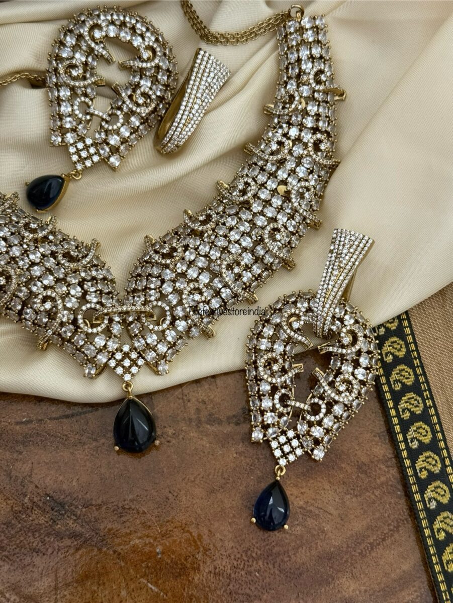 Grand sweetheart all white with blue drop Victorian statement necklace set | Unique