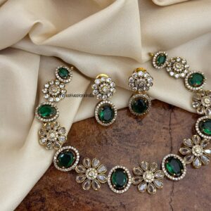 Floral Victorian necklace set - Emerald / Green