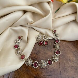 Floral Victorian necklace set - Ruby