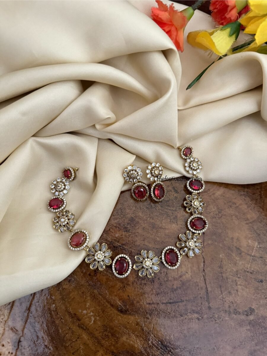 Floral Victorian necklace set - Ruby