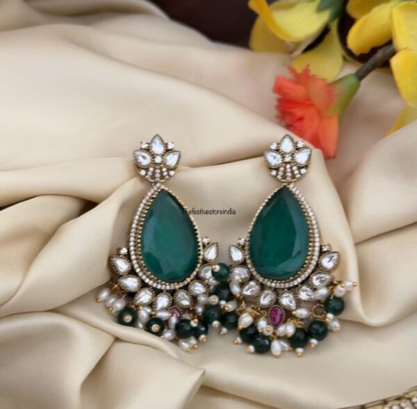 Statement emerald choker - Sabyasachi inspired