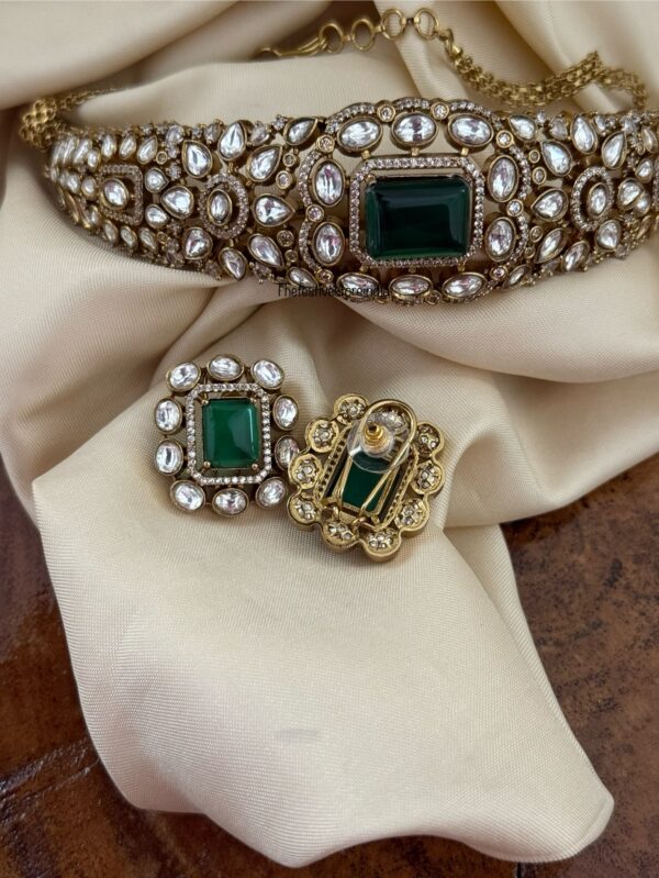 Kundan EMERALD choker set