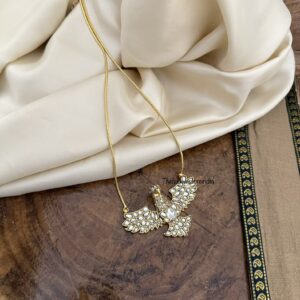 Jadau 47cms Unisex Garuda pendant chain