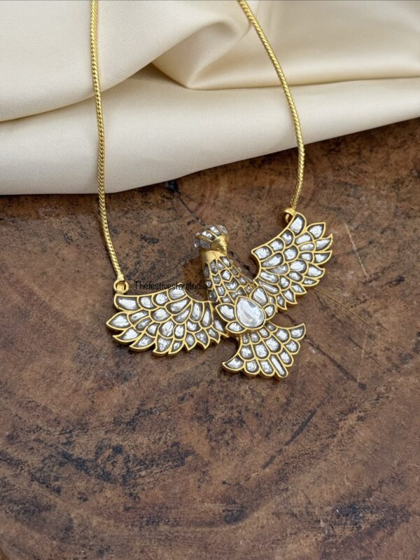 Jadau 47cms Unisex Garuda pendant chain