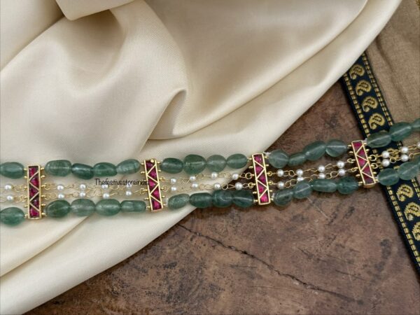 Jadau red stone green beads choker