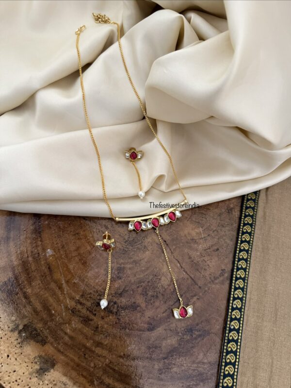 Jadau fusion lotus chain with matching screwback earrings