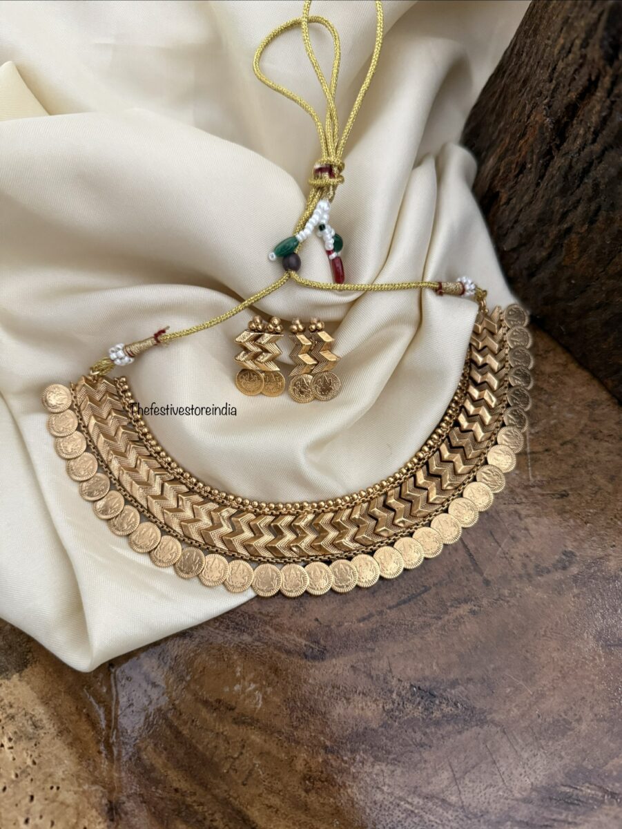 All gold Lakshmi kaasu necklace set