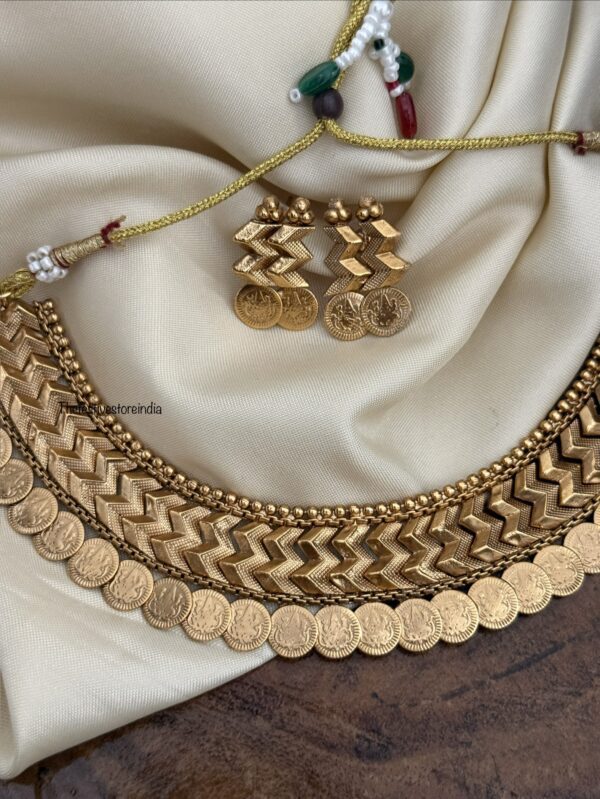 All gold Lakshmi kaasu necklace set