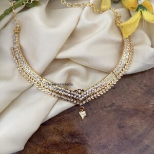 Gatti sweetheart shape white stones panchaloha / Impon attigai