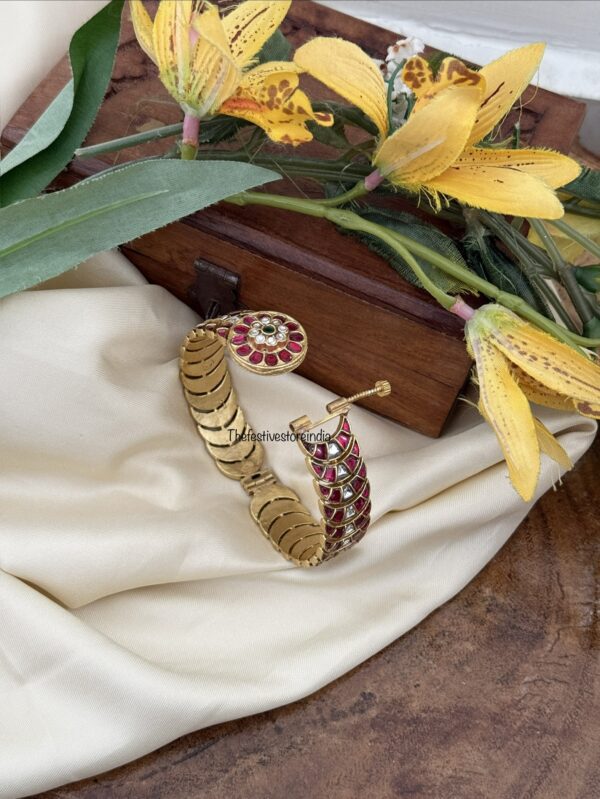 2-6 size Jadau openable kada - single pc