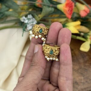 Green stone Helix / Bugadi