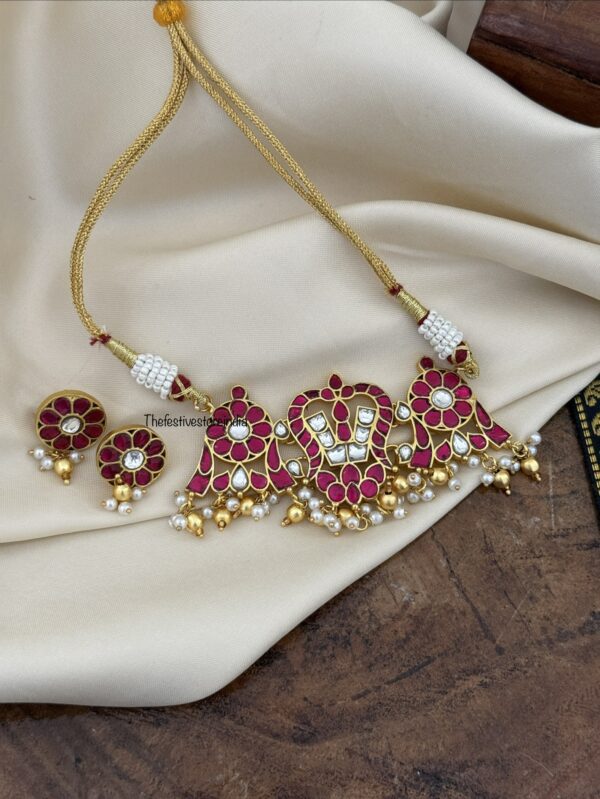 Namam Kemp Jadau choker with screwback earrings