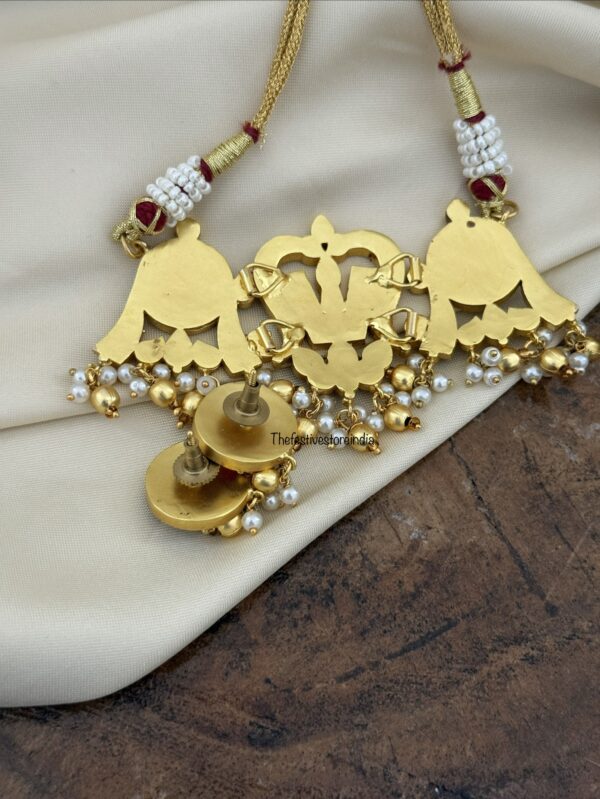 Namam Kemp Jadau choker with screwback earrings