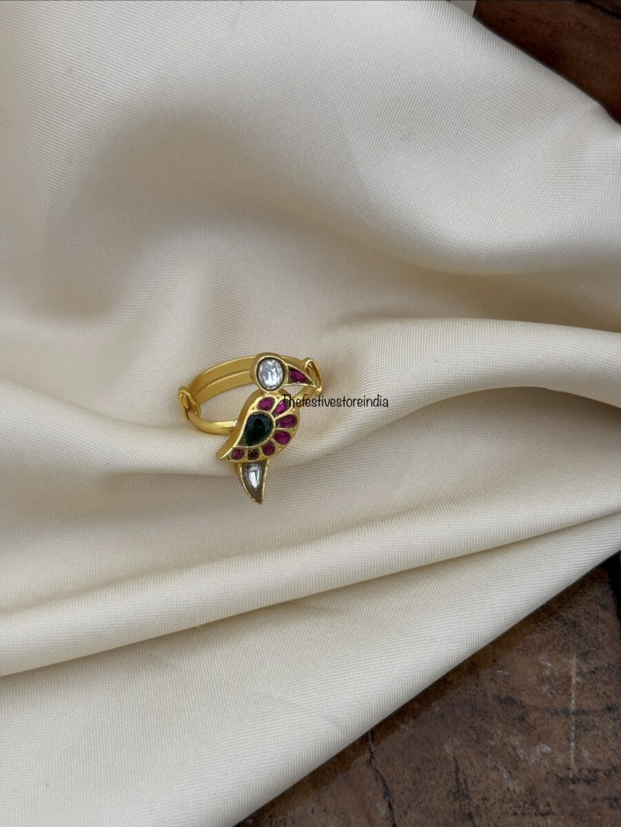 Jadau parrot adjustable finger ring